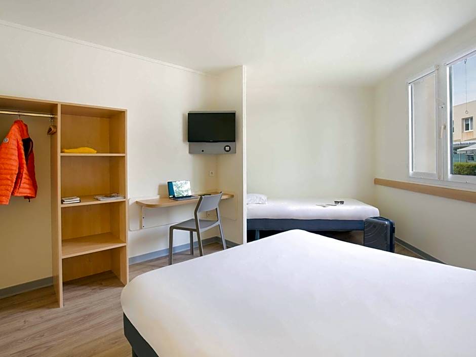 ibis budget Aubagne Paluds Agora
