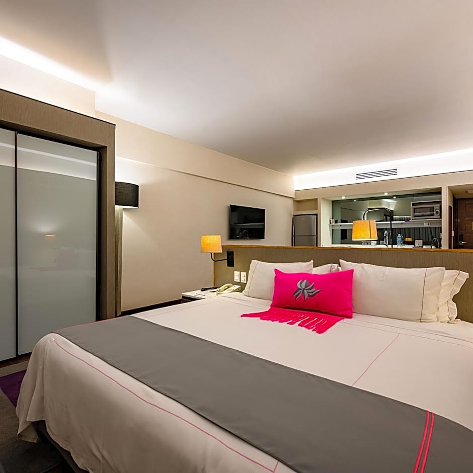 Las Suites Campos Eliseos