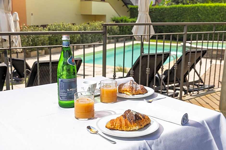 Spluga "Relax & Apartaments" by Alfio Colombo