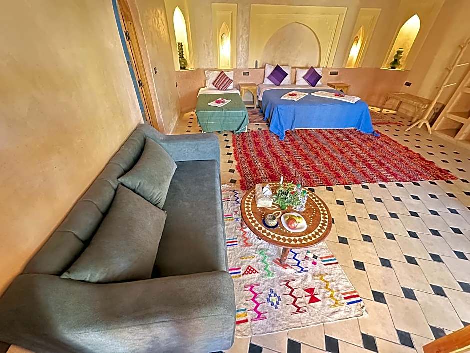 Oasis Tilogui-Luxury Hotel Restaurant and Desert Excursions In Zagora