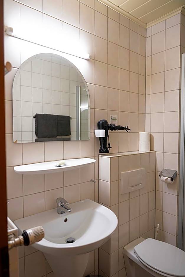 Hotel Gülser Weinstube