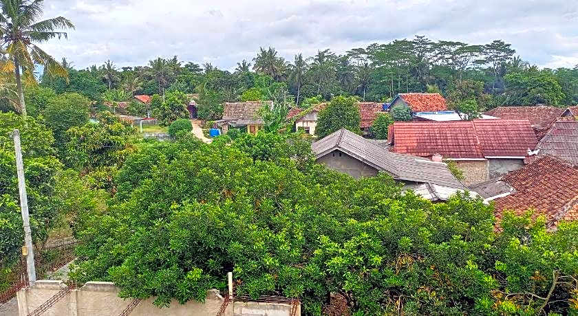 Griya Euis dan Aisha Syariah