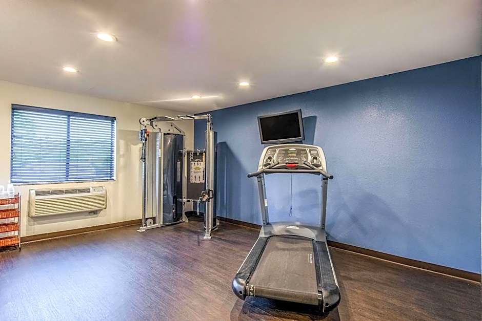 Country Inn & Suites By Radisson, Muskegon, MI