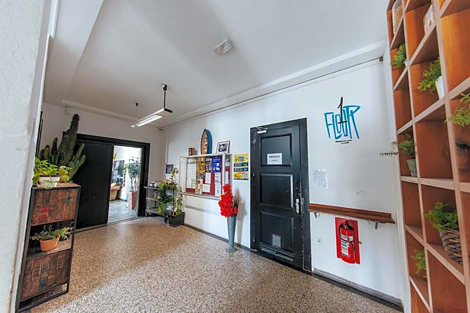 Party Hostel Zzz