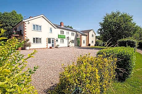 Bridleways Guesthouse & Holiday Homes