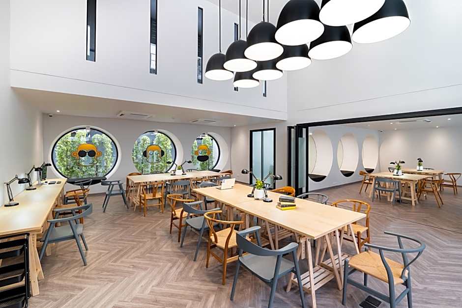 Blu Monkey Hub and Hotel Krabi Town