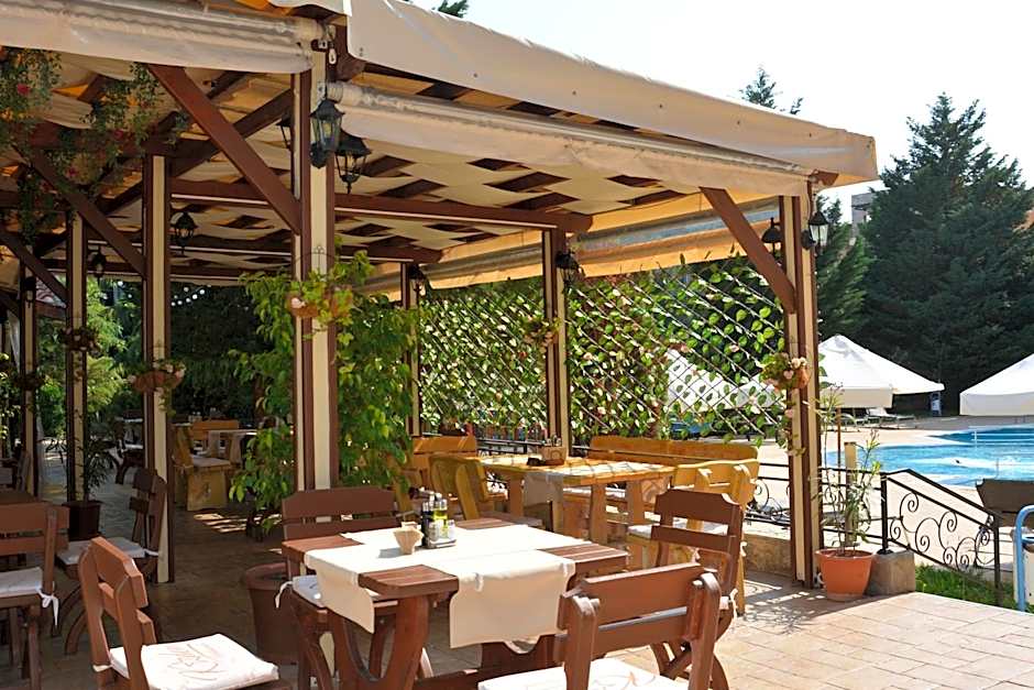 Rainbow 2 Holiday Complex