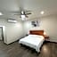 La Lola Hotel & Suites