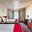 OYO Townhouse Clute Lake Jackson