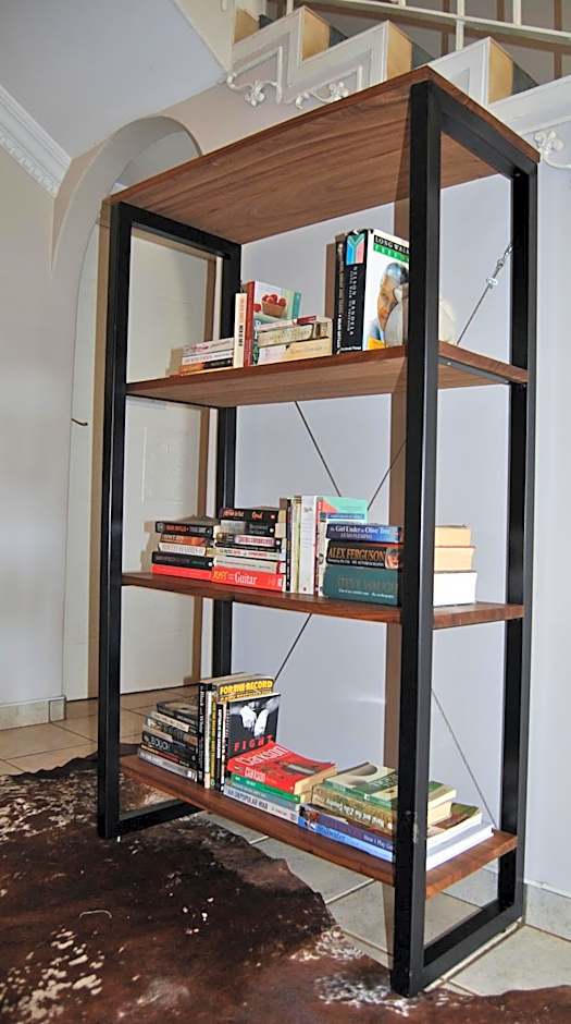 Hamilton Urban Farm Guest House