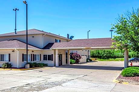 Comfort Suites Peoria I-74