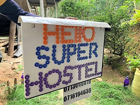 Hello Super Hostel