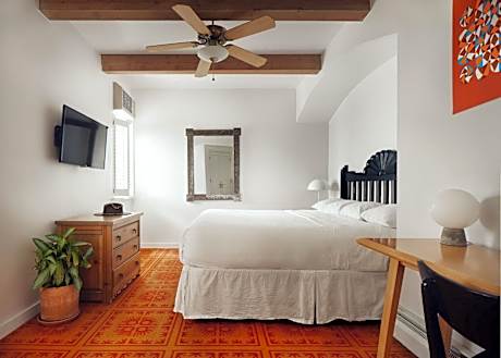 King Room with Fireplace