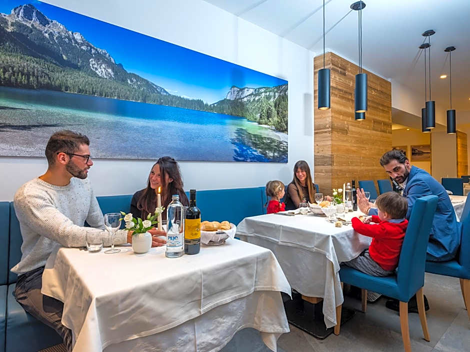 Albergo Dimaro Wellness Hotel