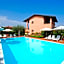 BellaSirmione Holiday Apartments