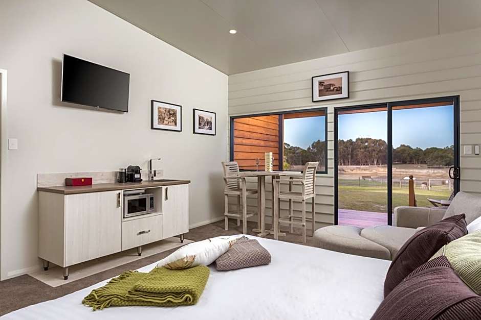 The Swan Valley Retreat