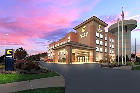 Comfort Suites Columbus East Broad