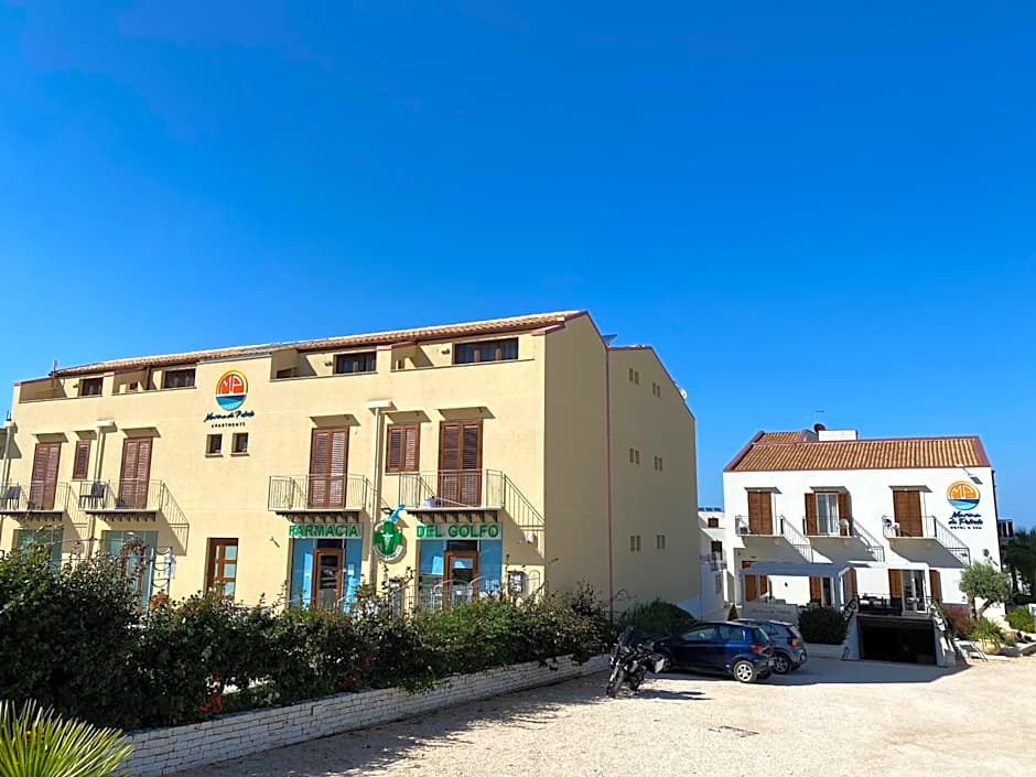 Marina di Petrolo Apartments