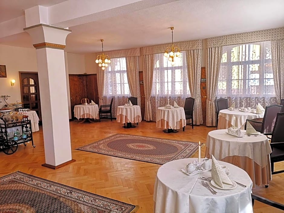 Hotel Adler