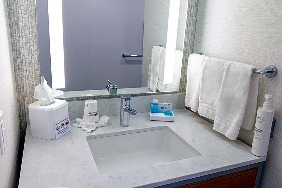 Hilton Garden Inn Lakewood