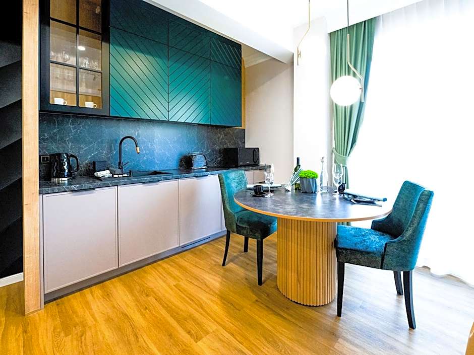 Aparthotel Green Concrete - Free Beach Bus