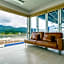 Parotia waterhouse hotel