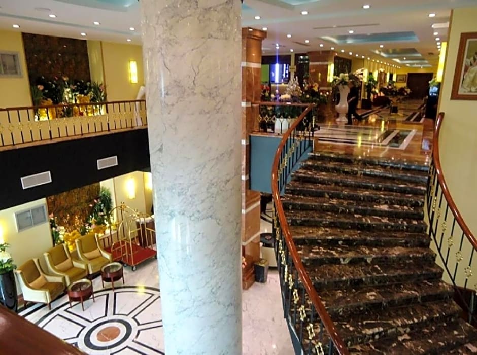 Oasis Hotel
