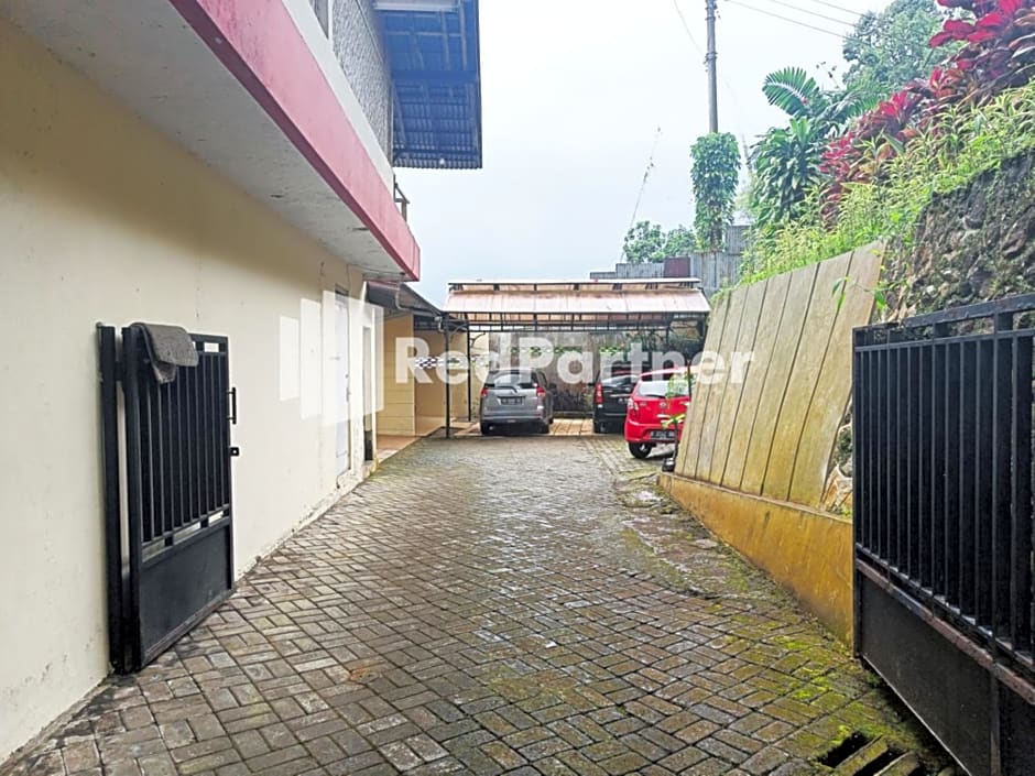 Hotel Anita Baturaden Mitra RedDoorz