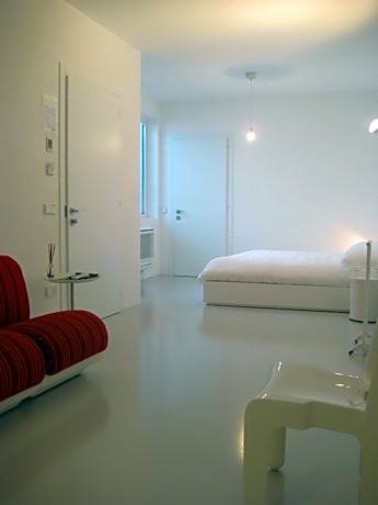 Studio with Garden View