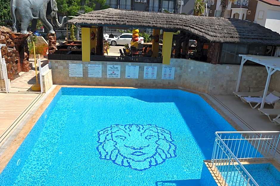 Safari Suit N-17 big apart