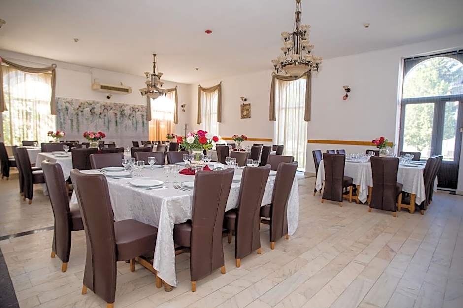 HOTEL MARION