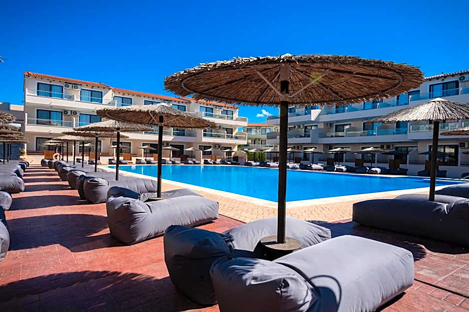 Angela Beach Hotel & Apts