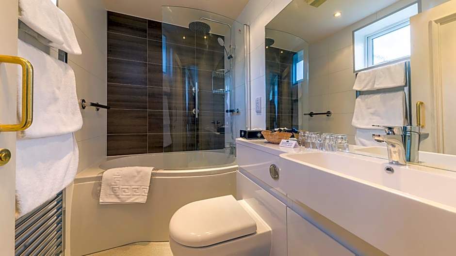 Langstone Cliff Hotel