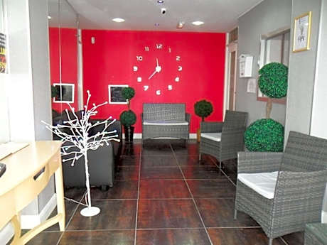 The Beach Hotel And Apartments