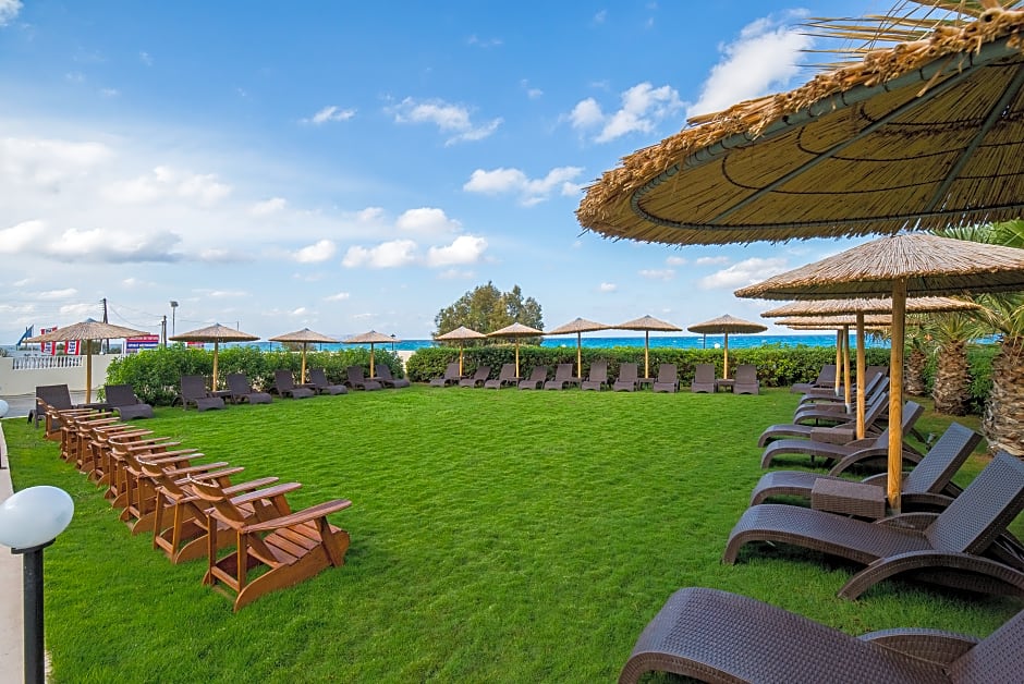 SENSEANA Sea Side Resort & Aquadventure