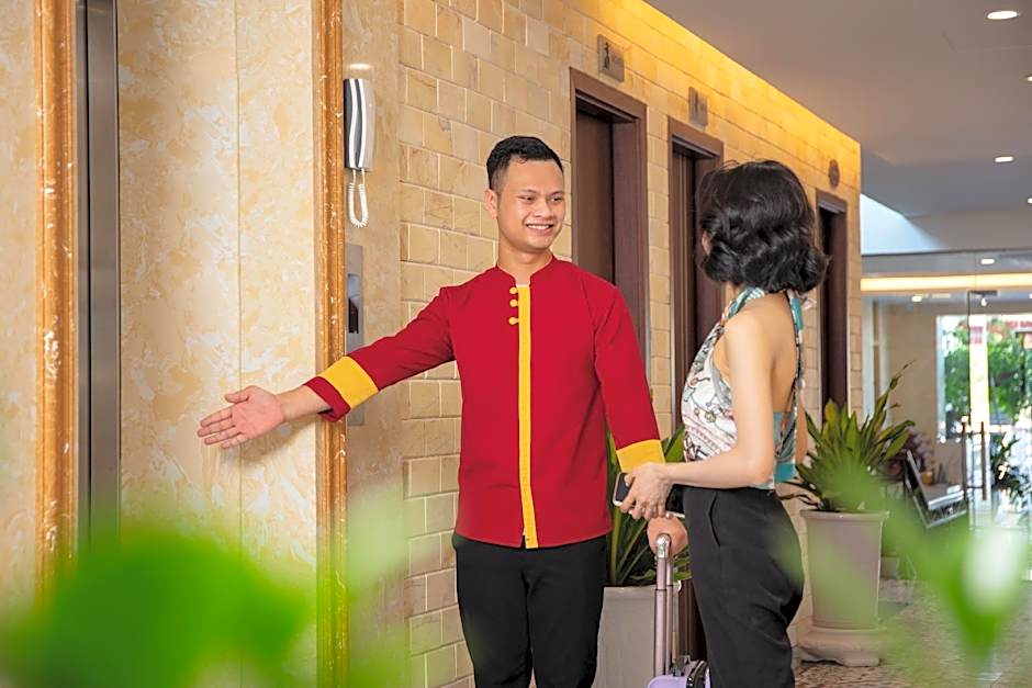 Liberty Hall Tam Coc Hotel & Villa