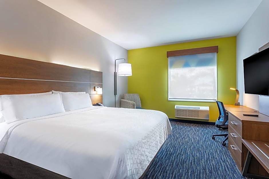 Holiday Inn Express And Suites Miramar By IHG