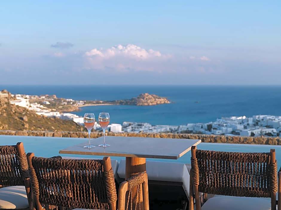 Ezio Bo Luxury Living