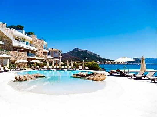 Gabbiano Azzurro Hotel & Suites