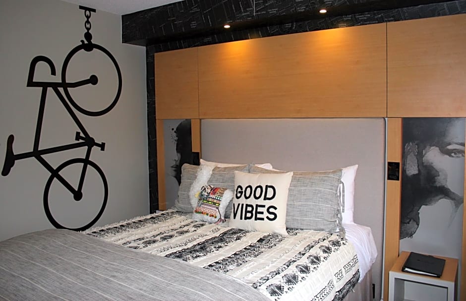 Bond Place Hotel Toronto – Toronto