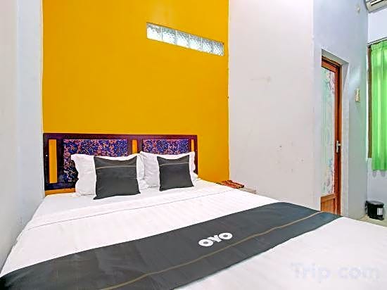 RedDoorz Syariah near Alun Alun Balai Kota Tegal