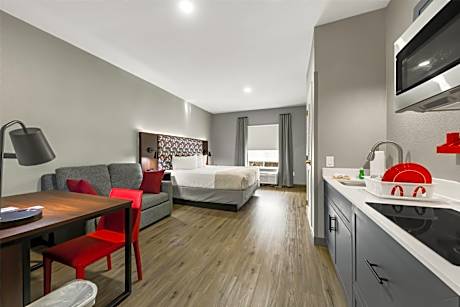 Studio Suite with One King Bed and Full Kitchenette - Non-Smoking