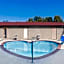 Travelodge by Wyndham Clarksville