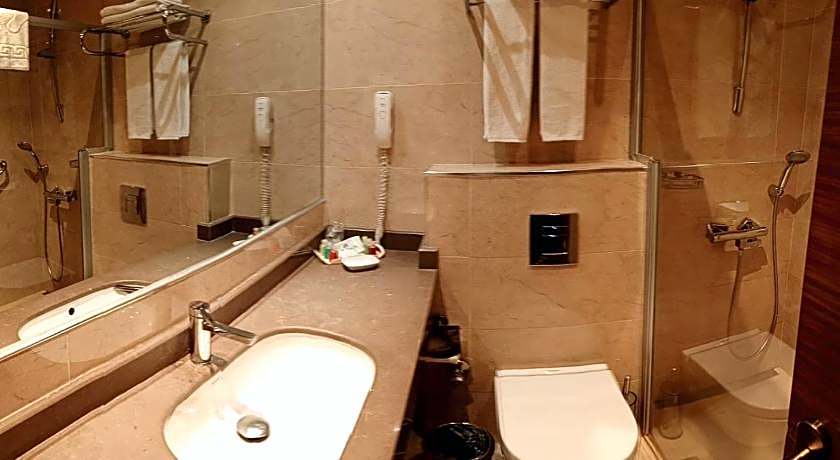 Adranos Hotel
