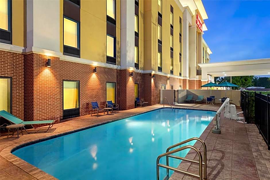 Hampton Inn - Suites by Hilton Tampa Busch Gardens Area