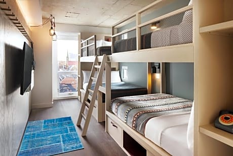Quadruple Room with Bunk Beds