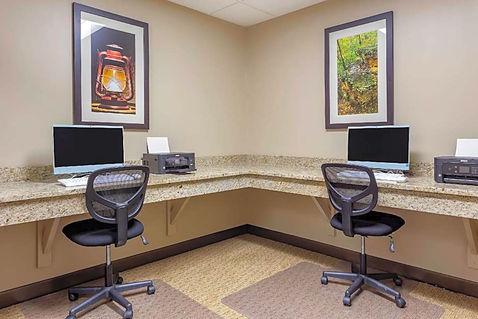 Comfort Inn & Suites Rochelle - DeKalb