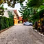 El Zaguán Colonial by GuruHotel