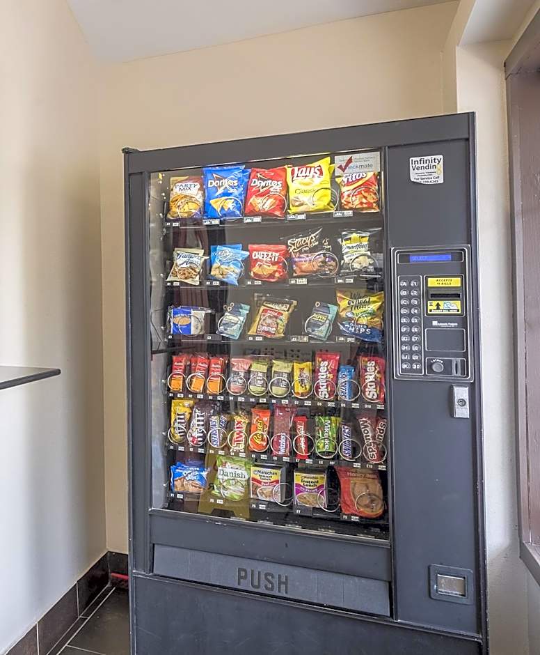 Red Roof Inn Neptune - Jersey Shore