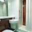 Travelodge Cardiff Central Queen Street